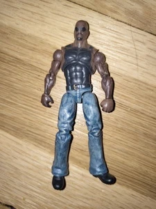 Used Hasbro Marvel Universe LUKE CAGE #009 Series 2  3.75" Figure - Picture 1 of 2