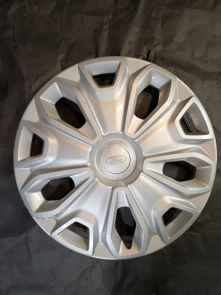 Ford Transit 150, 250, 350 2015-2024 tapacubos/cubierta de rueda OEM 16" Foto 1 de 1