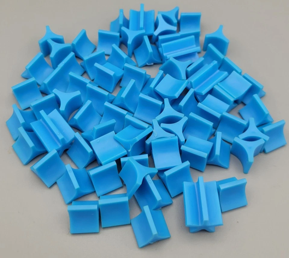 Parker - Risiko ( 1975 ) Ersatzteile: Konvolut aus Spielsteinen der Farbe BLAU - Bild 1 von 1