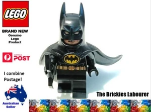 LEGO DC Super Heroes 1992 Batman with molded Mask & Cape NEW - Picture 1 of 2