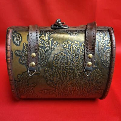 Cartera rígida vintage de madera con cierre de bisagra de metal asas de cuero Foto 1 de 4