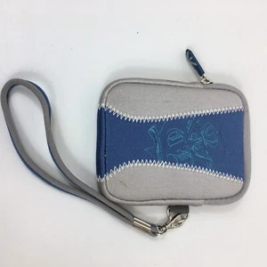 Case Logic Camera Case With Inside Storage Pocket For Memory Card -Small Cameras - Picture 1 of 4