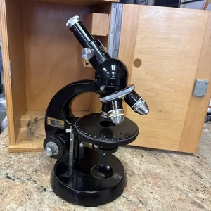 Carl Zeiss Microscope - Picture 1 of 10