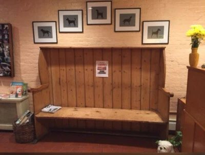 Enorme banco de asentamiento galés o banco de pub antiguo 80" x 60" x 20" Foto 1 de 4