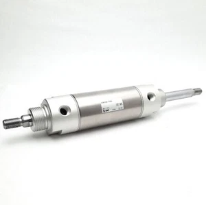 SMC NCMW200-0250C Double Rod Cylinder 1.7Mpa 2" Bore 2.5" Stroke 1/4"Rc - Picture 1 of 4