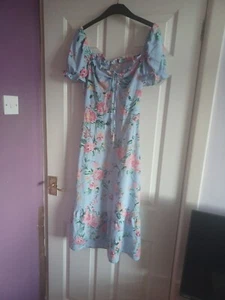 Langes Damenkleid, Divied H&M, Größe 8, neu mit Etikett, Einzelhändler 45,00 £ - Bild 1 von 4
