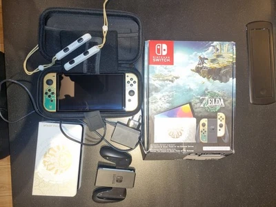 Nintendo Switch OLED Edizione The Legend of ZELDA EDIZ. LIMITATA - Immagine 1 di 3