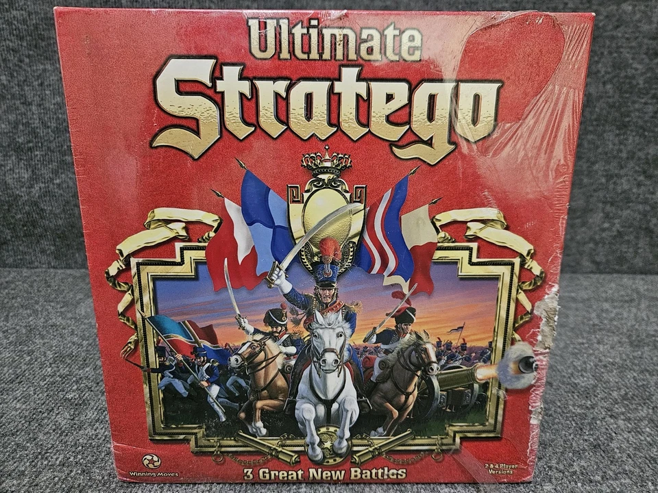 Vintage 1997 ULTIMATE STRATEGO Deluxe Edition Board Game - Image 1 of 4