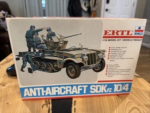 Ertl 1/35 Anti-Aircraft SDKfz 10/4  Plastic Model Kit ESCI - Picture 1 of 5