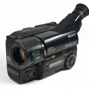Sony Handycam CCD-TR315E Camcorder NightShot Video8 Tape Camera Bundle - Picture 1 of 10