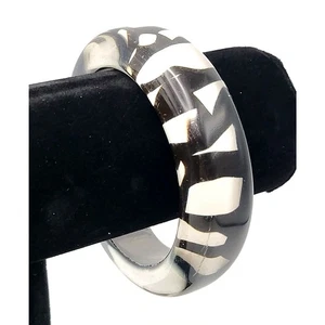 Vintage CHUNKY ZEBRA BRACELET Black White Round Clear Lucite 3 1/2" - Picture 1 of 2
