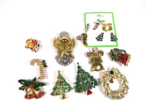 13 Vintage Gold Tone Pin Backs Brooches and Earings Christmas Holidays Lot - Picture 1 of 11