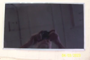 LENOVO V570 15.6'' LTN156AT16-L01 LCD Panel HD (1366x768) 40 PIN GLOSSY - Picture 1 of 8