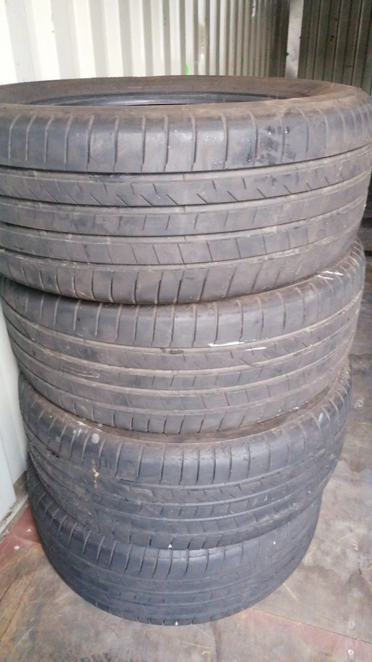 4 Sommerreifen 255/55R19 107W Bridgestone Alenza 001 DOT1823 8mm *D*0124* - Bild 1 von 1