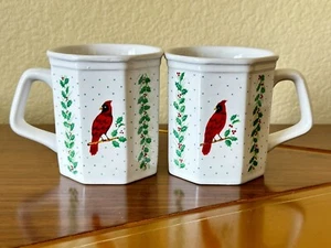RUSS BERRIE & CO CHRISTMAS RED CARDINAL Coffee Mugs Set of 2 - Picture 1 of 6