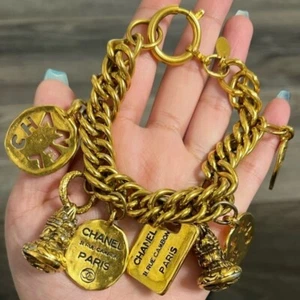 Authentic CHANEL Vintage 31 RUE CAMBON CHARM chunky Gilt Bracelet RARE ❤️ - Picture 1 of 21