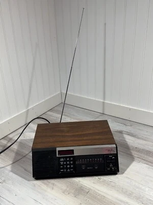 Regency Touch K100 Scanner Model ACT-T-K100 - 10 Channel WORKS - Image 1 of 4