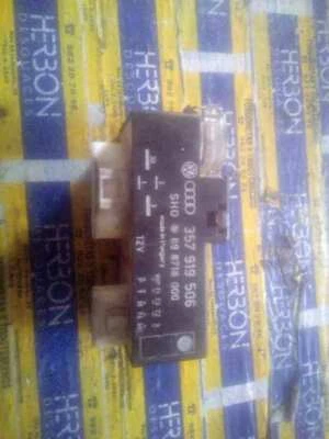 357919506 centralina luci per SEAT ALHAMBRA (7V8) SE 1996 211434 - Immagine 1 di 4