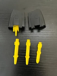 Vintage 1989 Galoob EXPANDERS F-14 Fighter / Air Strike Base missiles and covers - Picture 1 of 2