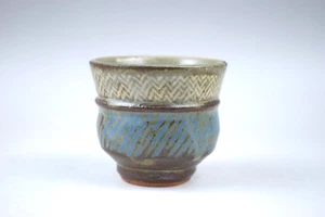 Tatsuzo Shimaoka Tazza Sake Guinomi: Mashiko ware Intarsio Blu, con scatola GIAPPONE - Foto 1 di 10