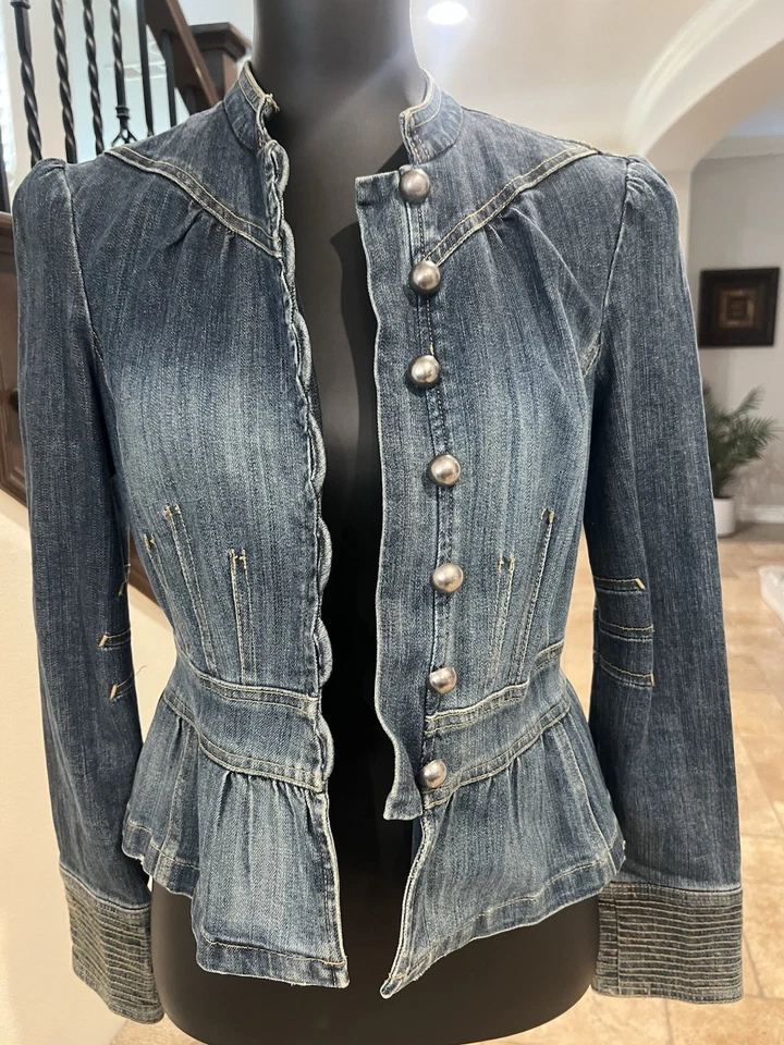 Chaqueta de jean INC International Concepts para mujer azul con botones delanteros - talla pequeña Foto 1 de 4