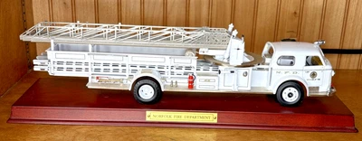 Franklin Mint/Code 3 American LaFrance 1954 Fire Engine Norfolk FD Ladder Truck - Image 1 of 4
