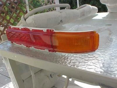 NOS 1977 - 79 日产 200 SX 右尾灯总成全新 26553-N5800 原产日本 — 第 1/4 张图片