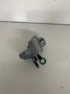 2008 2009 2010 2011 2012 Honda Odyssey 3.5 AC A/C Compressor Discharge Manifold - Picture 1 of 3