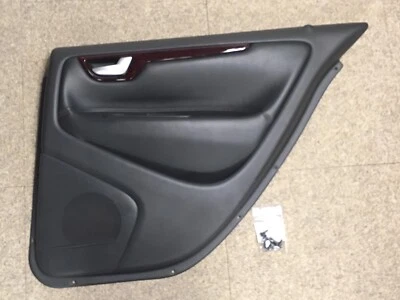 Panel de puerta de pasajero trasero derecho gris grafito Volvo S60 2004 fabricante de equipos originales 39981323  Foto 1 de 4