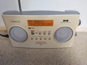 ROBERTS RADIO GEMINI 25 RD-25 MW/FM RDS/DAB PORTABLE RADIO - Picture 1 of 7