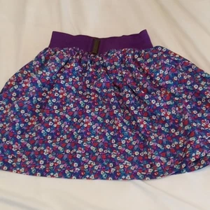 I Love H81 Girls Purple Floral Small Skirt. Artisy,, Flowy, Feminine, Versatile - Picture 1 of 9