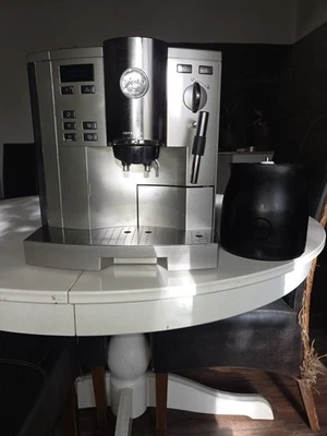Jura Impressa S9 Kaffeevollautomat - Bild 1 von 4