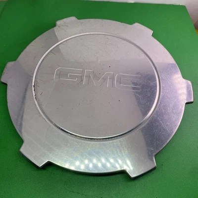 GMC Sierra 1500 Yukon XL 1500 2004-2007 Center Cap - Image 1 of 4
