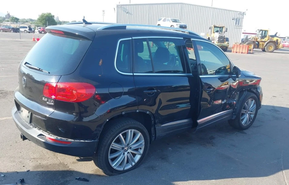 2011-2012 Volkswagen Tiguan RH Passenger Rear Airbag Air Bag OEM - Image 1 of 3