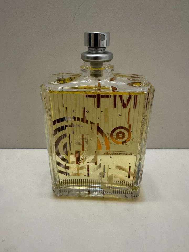 Molécula Escéntrica 01 + Madera de Guayaco 3,5 oz / 100 ml Bajo Relleno Sin Caja Foto 1 de 1