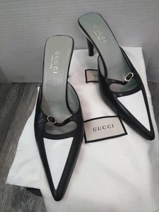 VINTAGE GUCCI SCHWARZ & WEISS MINI SCHNALLE PANTOLETTE ABSATZ SPITZ PUMPS GR 39 / 8,5 - MIT KARTON - Bild 1 von 14