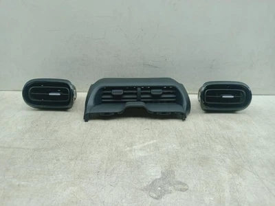 JUEGO SALPICADERO TOYOTA YARIS AIR VENT 55670K0050 MK4 2020-2024 Foto 1 de 4