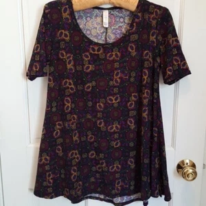 Lularoe SIMPLY COMFORTABLE Top Size XS Multicolor Comfortable Purple - Picture 1 of 5