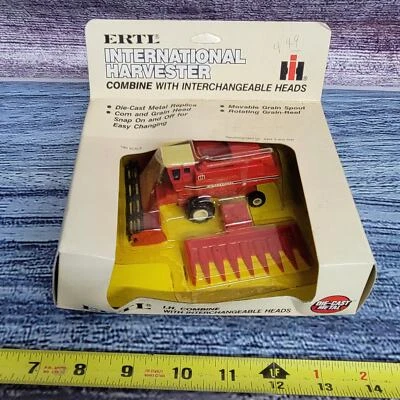 Vintage Ertl 1/80 scale International Harvester combine w/ 2 heads red/white  - Image 1 of 4