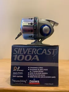 CARRETE SPINCAST DAIWA SC100A SILVERCAST - Imagen 1 de 4
