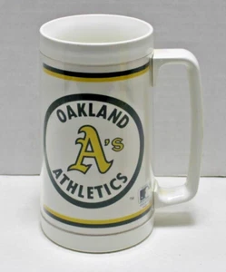 Oakland A's Athletics Vintage 1986 MLB Plastic Mug - Official Licensee USA Made - Picture 1 of 3