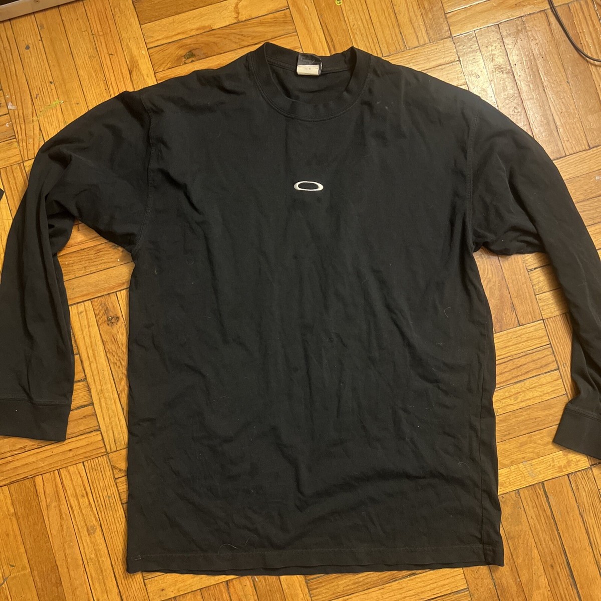 Oakley Men's Long Sleeve T-Shirts | eBay Oakley Men's Long Sleeve T-Shirts | eBay