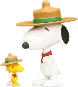 Medicom Toy Vinyl Collectible Dolls Beagle Scouts Snoopy and Woodstock - Picture 1 of 3