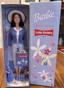 2001 BARBIE Little Debbie Snacks Special Edition Brunette Doll Mattel NEW - Picture 1 of 7