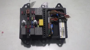 06 KIA SPECTRA Cabin Fuse Box 919502F091 - Picture 1 of 7