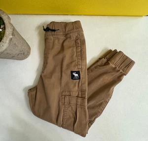 Abercrombie Kids Boys 7/8 Gold Pull On Tapered Cargo Distressed 4 Pocket Pants - Picture 1 of 11