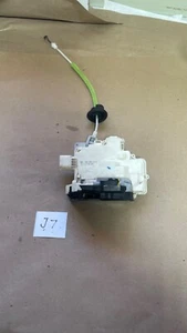 Audi A3 2005-2013 8P puerta trasera izquierda actuador con cierre de pestillo 4F0839015B fabricante de equipos originales original - Imagen 1 de 3