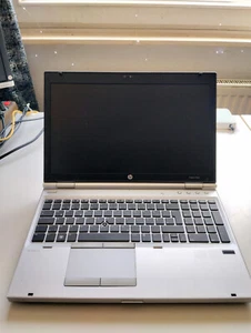 HP EliteBook 8560p - Intel I7 4x2,70 GHz - 8 GB RAM - 1 TB SSD + accessori - Foto 1 di 9
