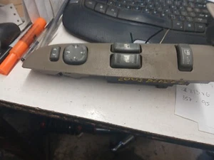99-03 GMC Sonoma 2 Door Driver's Door Master Window Switch Gray OEM 19244656 - Picture 1 of 9