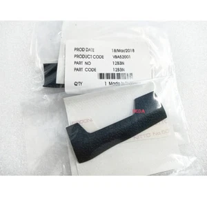 NEU SD CF Speicherkarte Gummi für Nikon D850 12B3N Kamera Ersatz Reparatur Teil - Bild 1 von 3